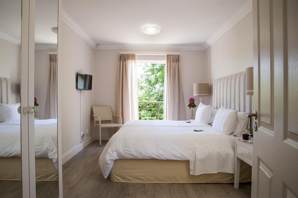 Albarosa Guest House Stellenbosch Ngoại thất bức ảnh