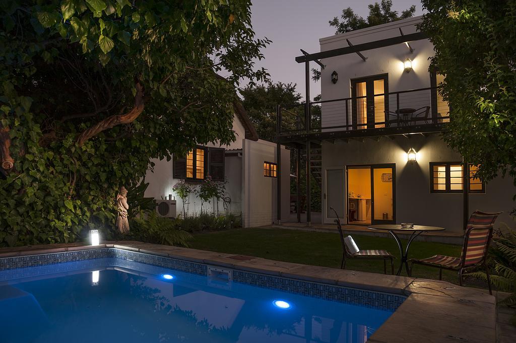 Albarosa Guest House Stellenbosch Ngoại thất bức ảnh
