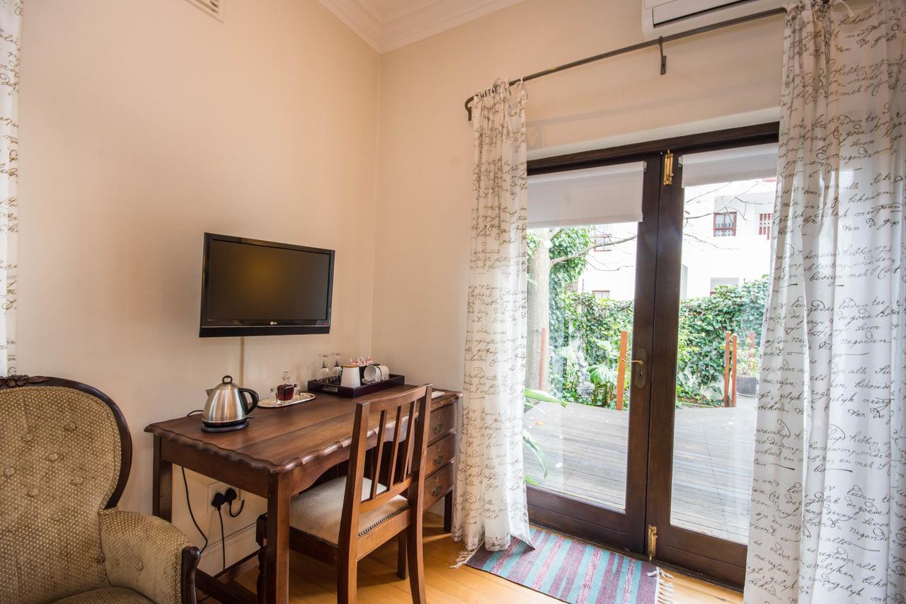 Albarosa Guest House Stellenbosch Ngoại thất bức ảnh